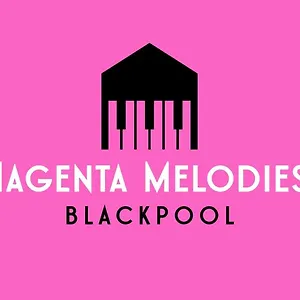 Magenta Melodies, 5 Bedroom House Holiday home
